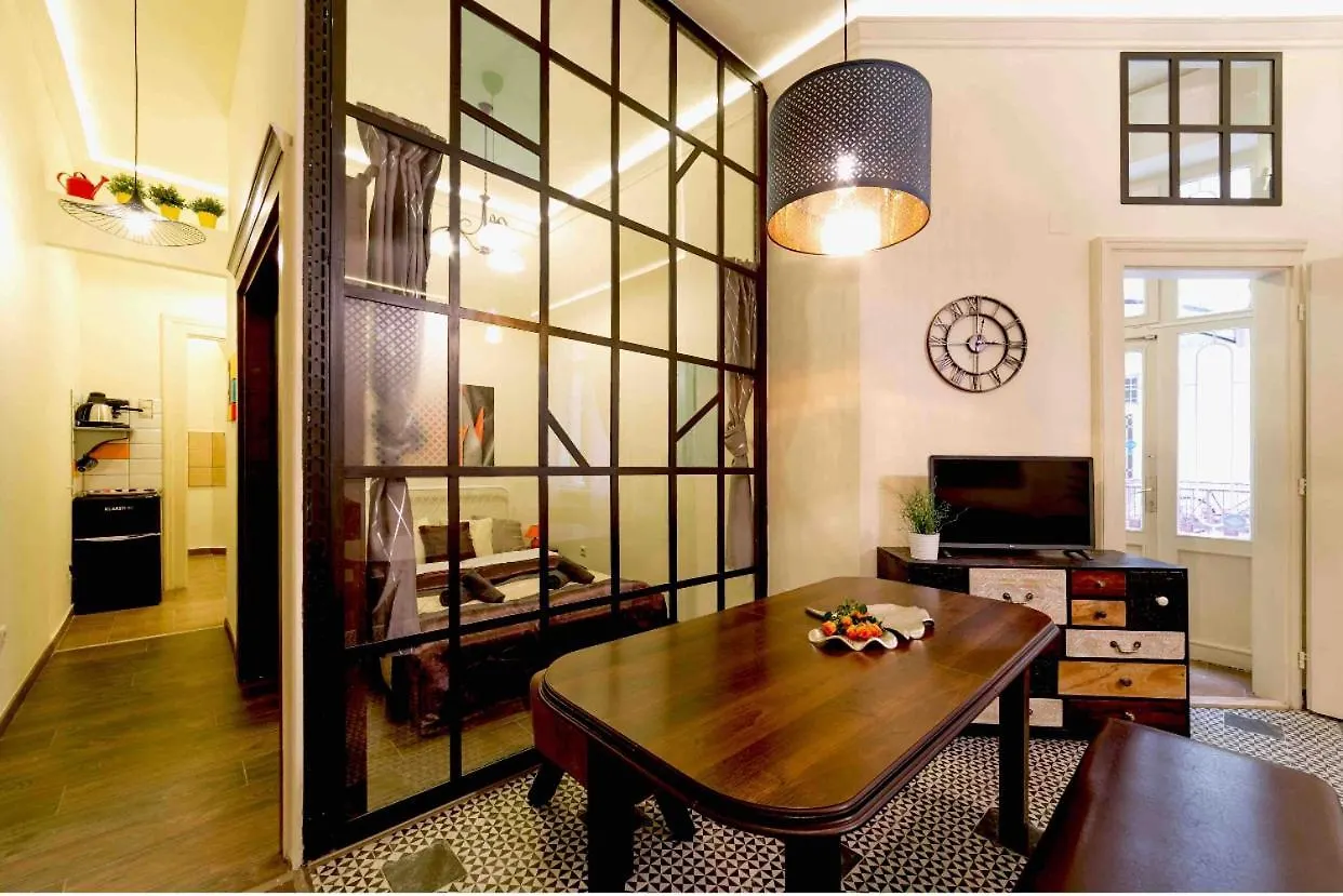 The Best Mondain Apartment Budapeste 0*,  Hungria